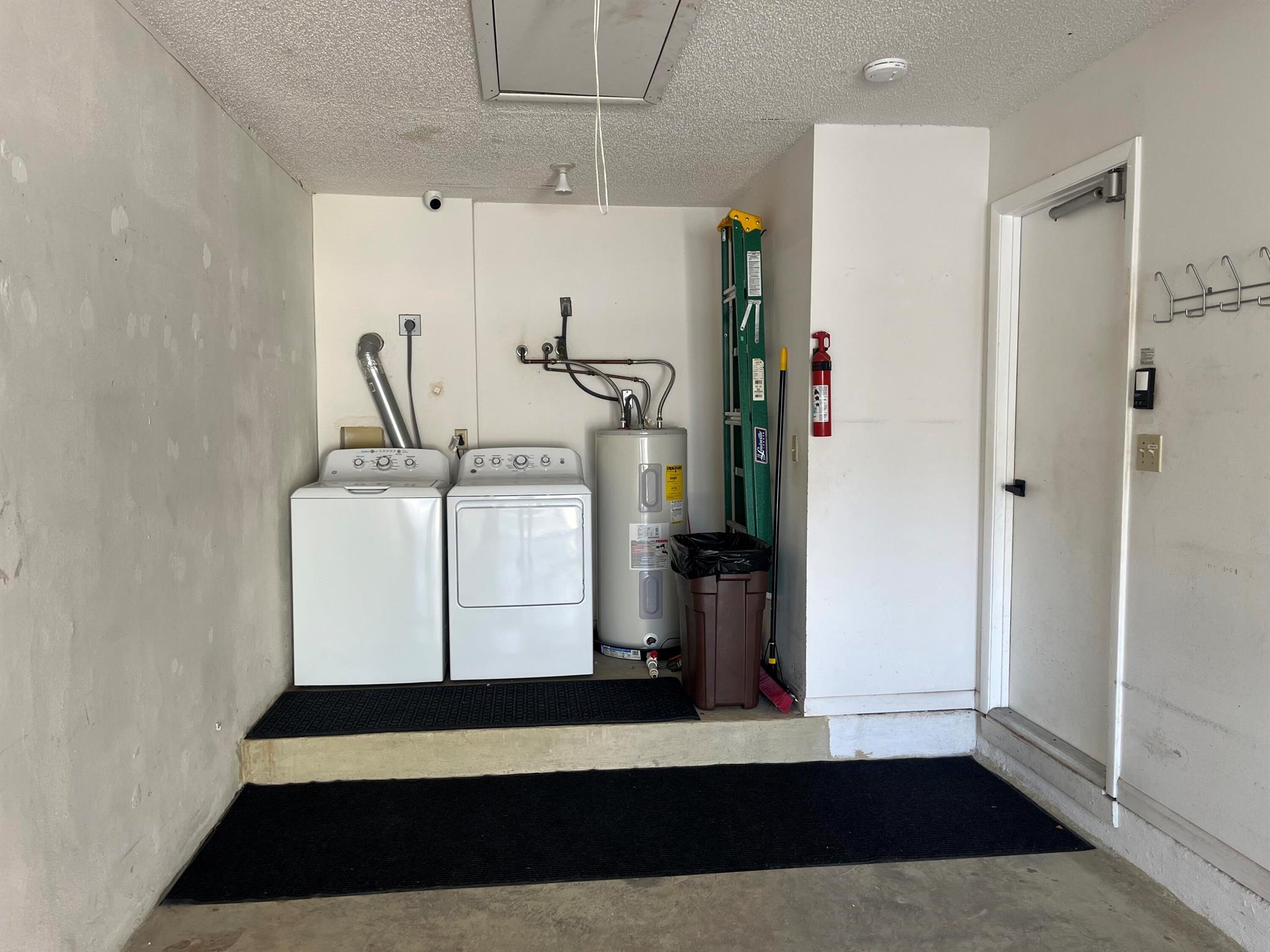 354 SW 28th Avenue