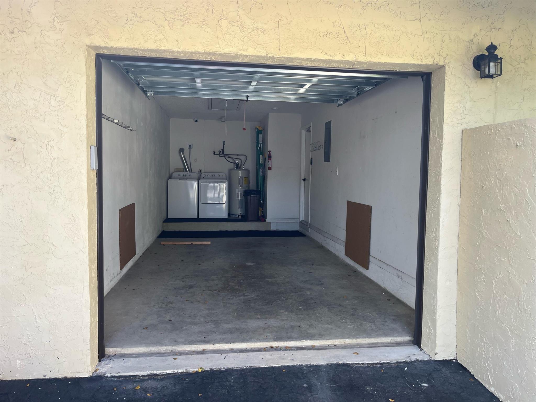 354 SW 28th Avenue