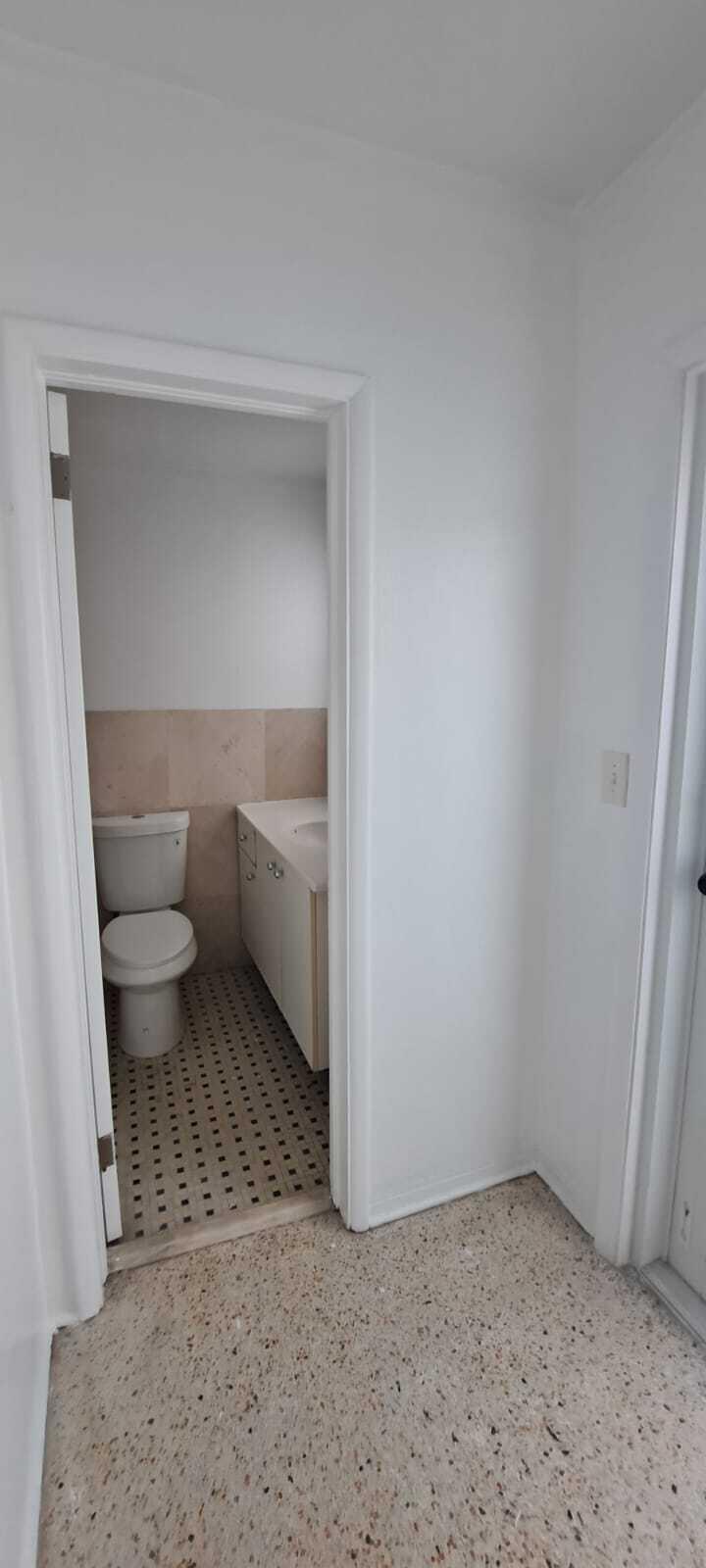 7300 Byron Avenue 12a