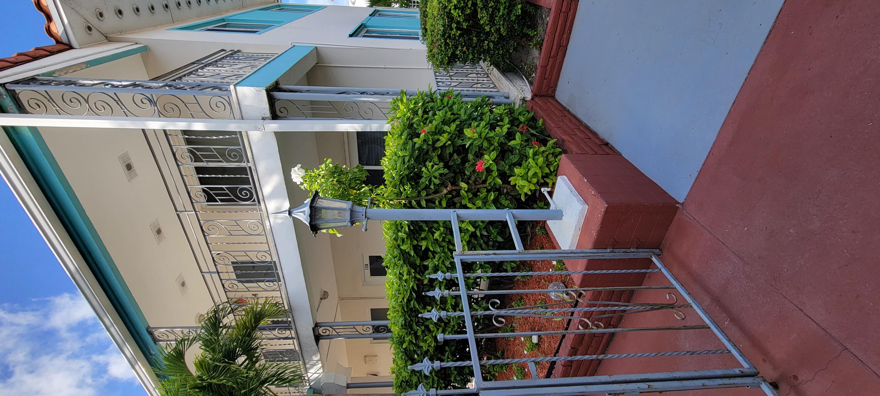 7300 Byron Avenue 12a