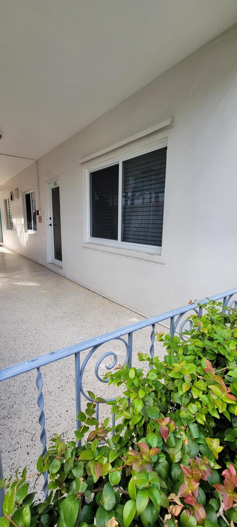 7300 Byron Avenue 12a