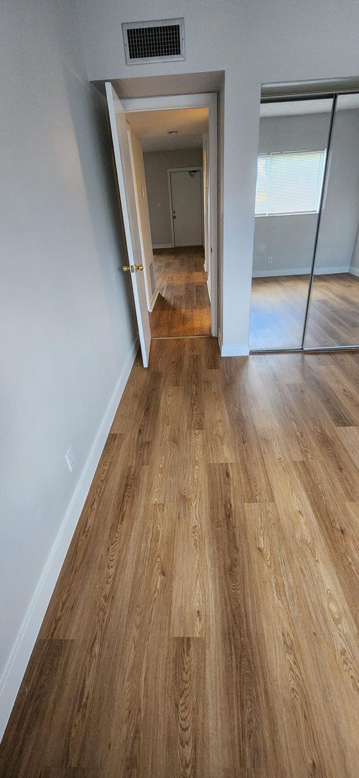 1400 NE 54th Street 204