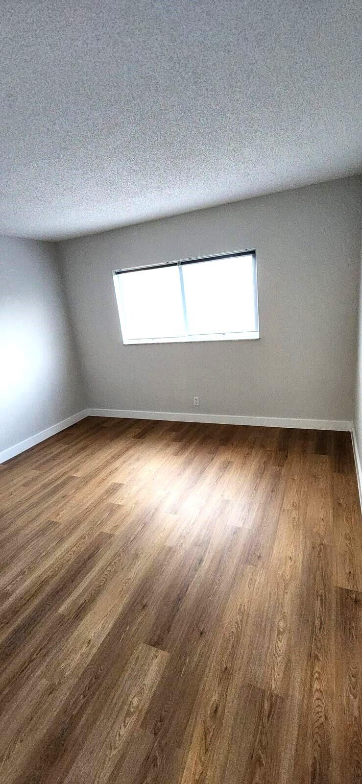 1400 NE 54th Street 204