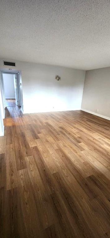 1400 NE 54th Street 204