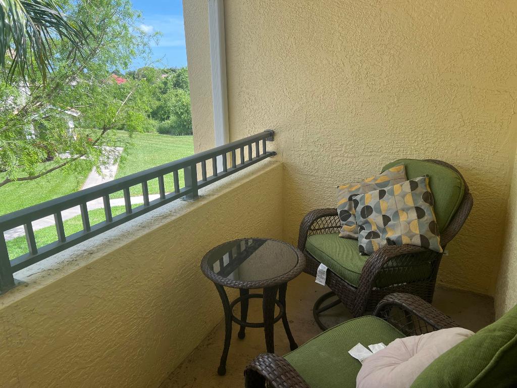 136 SW Peacock Boulevard 19-204