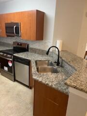 136 SW Peacock Boulevard 19-204