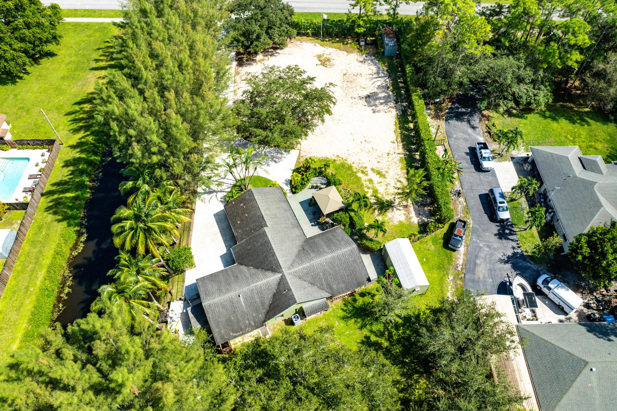 4181 Coconut Boulevard