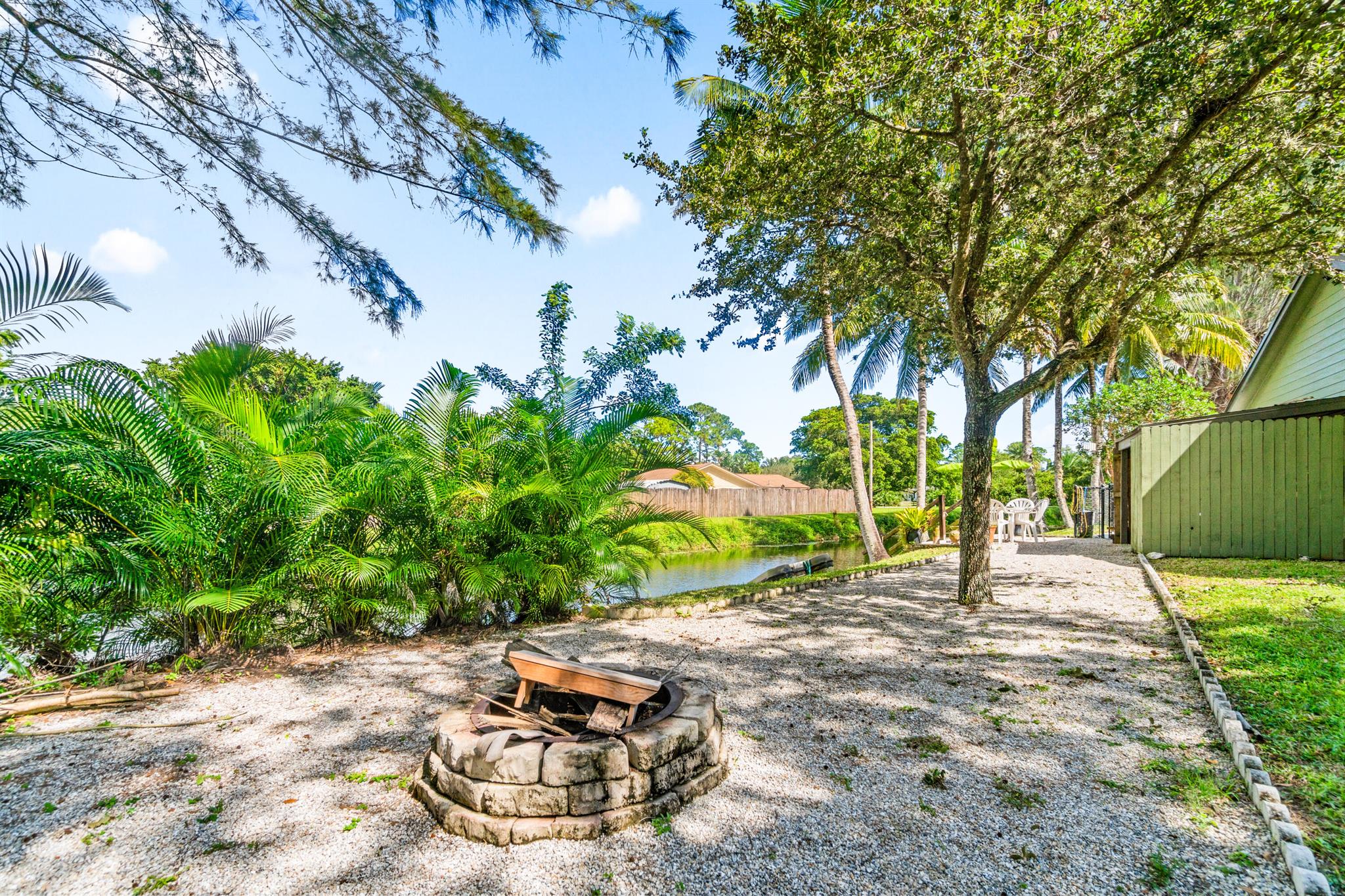 4181 Coconut Boulevard