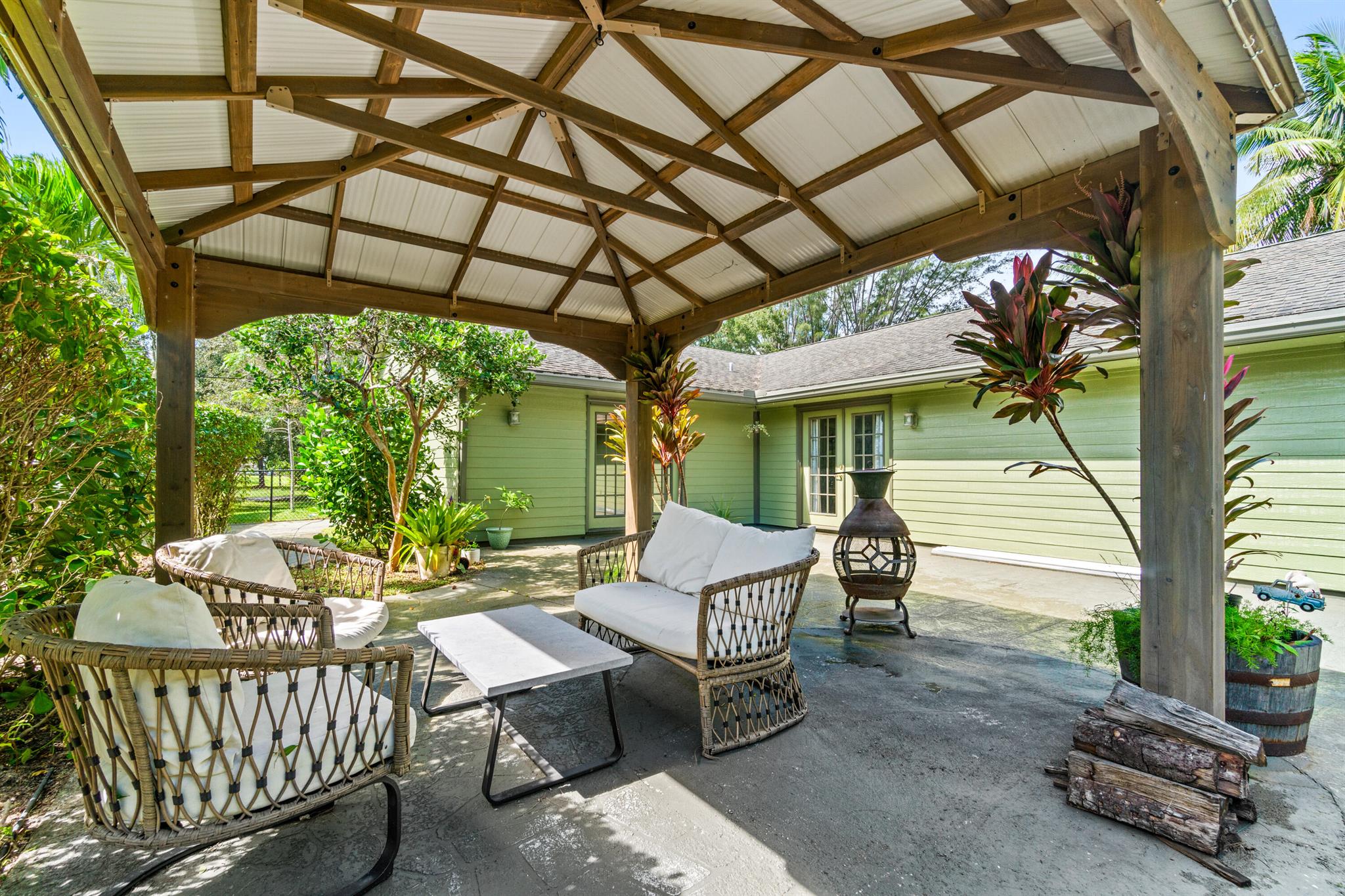 4181 Coconut Boulevard