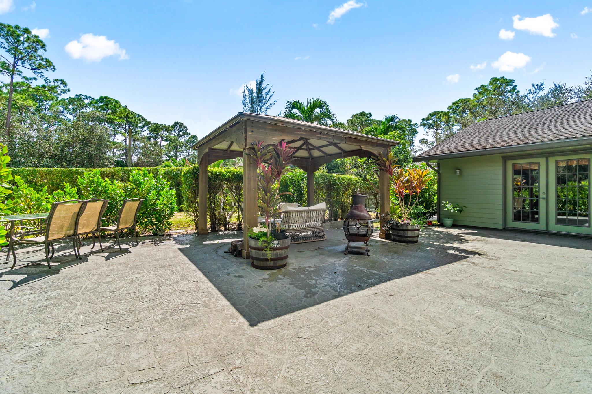 4181 Coconut Boulevard