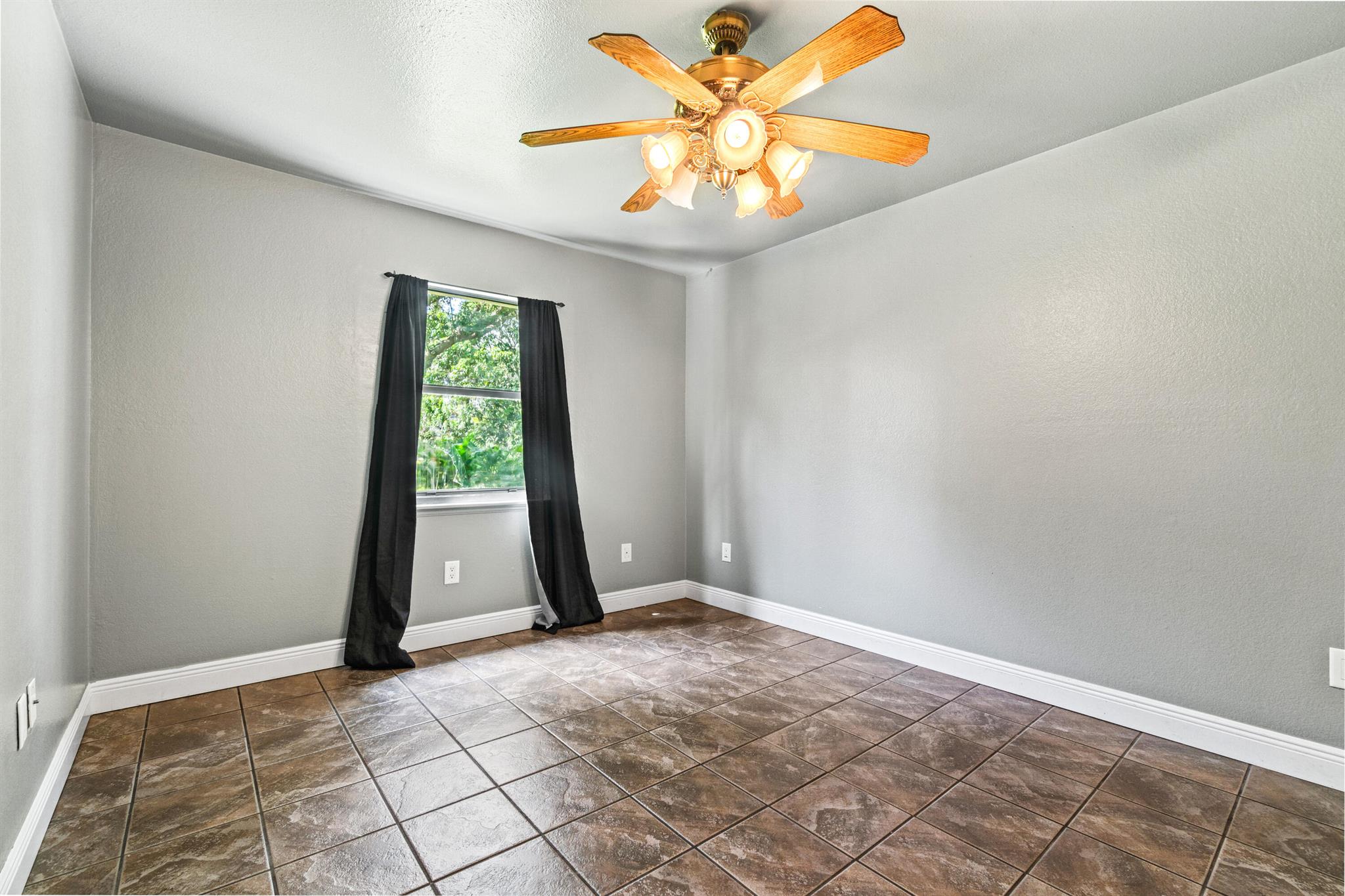 4181 Coconut Boulevard