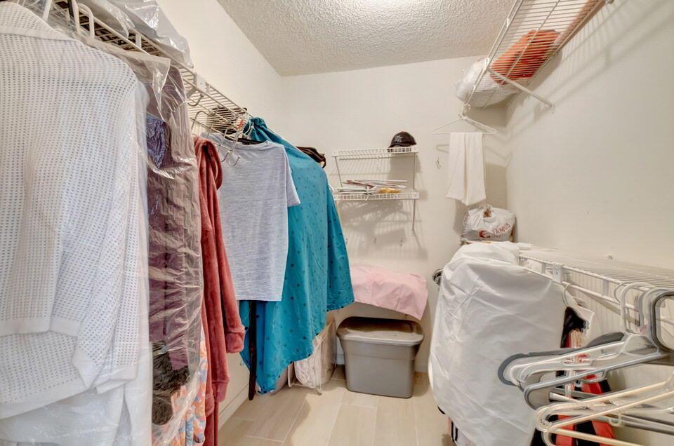 555 Banyan Tree Lane 302