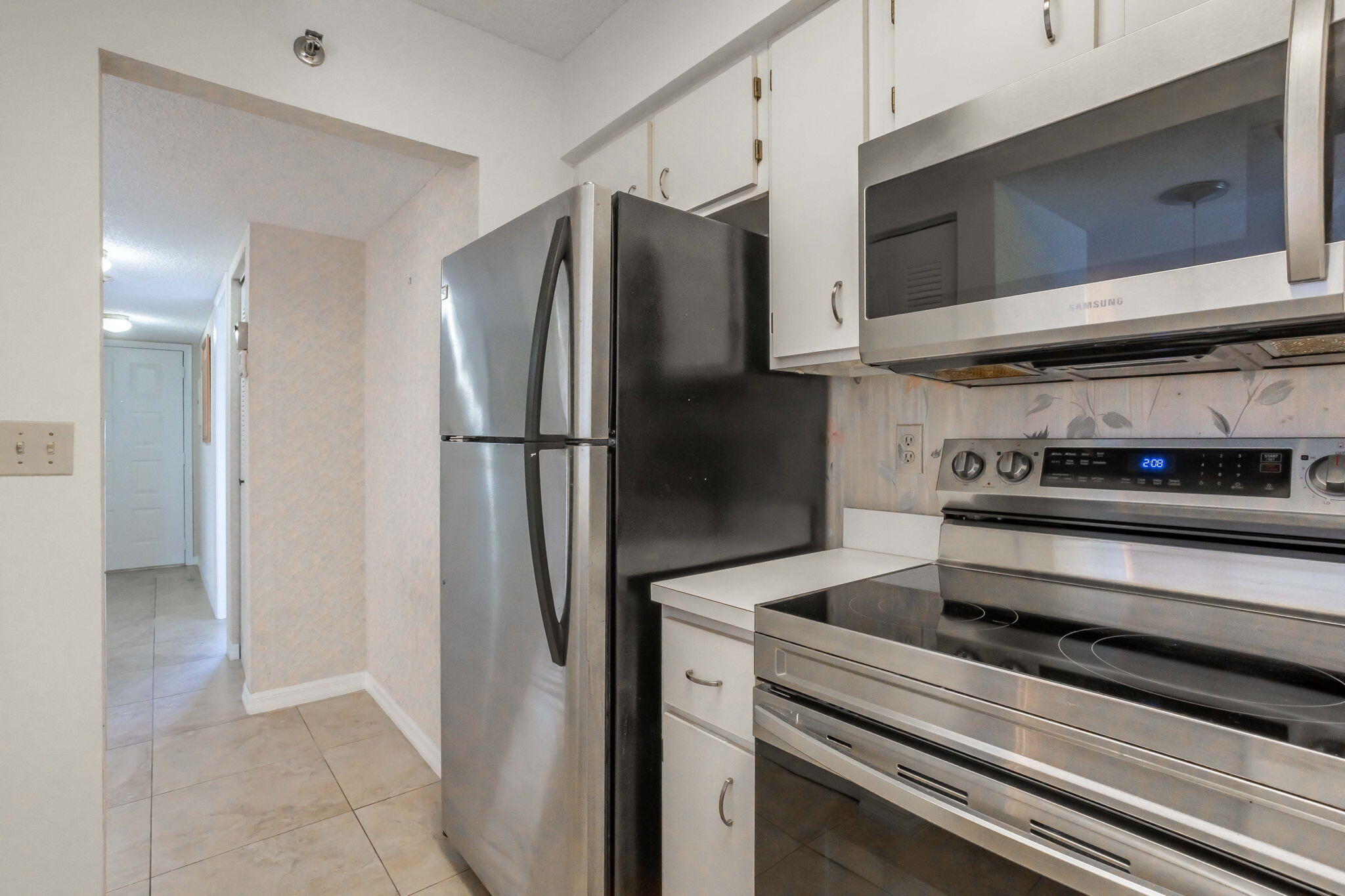 2232 N Cypress Bend Drive 704