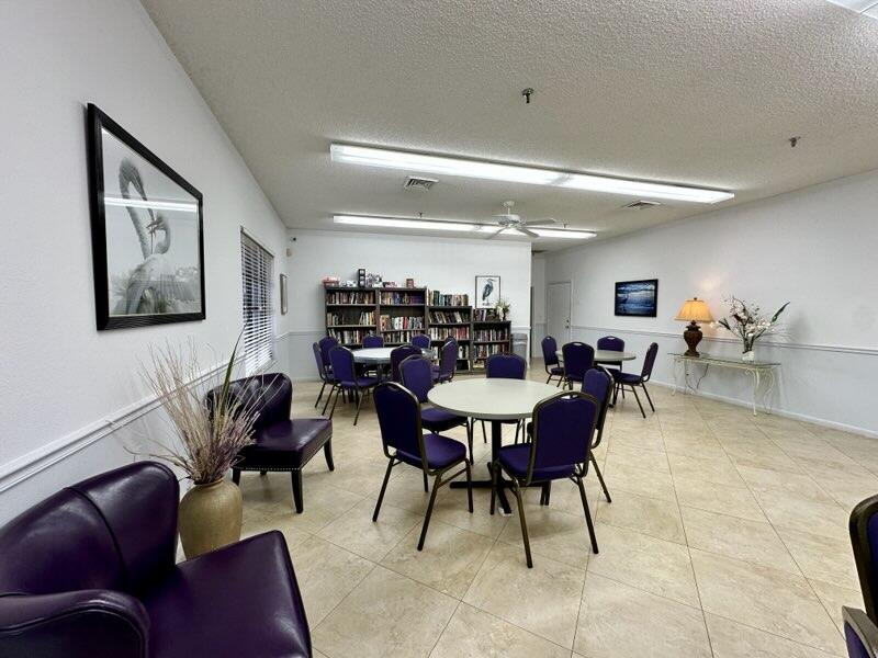 2232 N Cypress Bend Drive 704