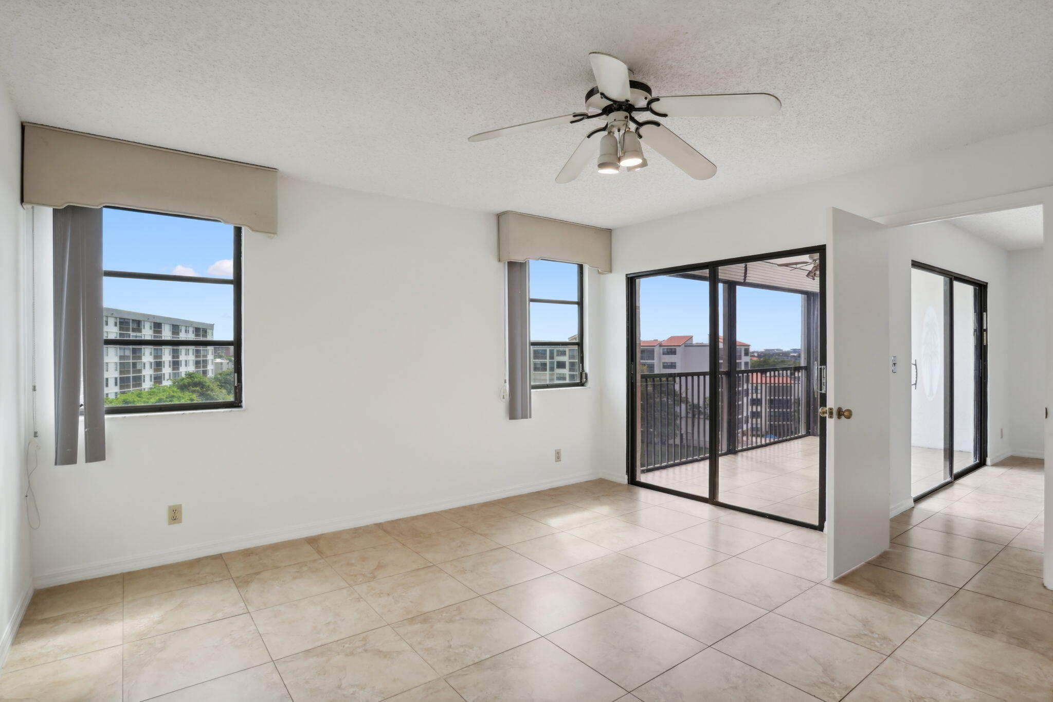 2232 N Cypress Bend Drive 704