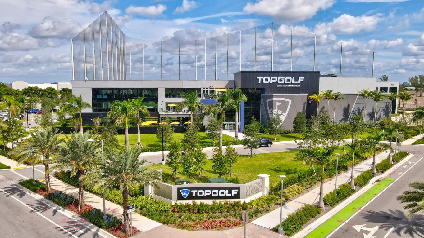 2232 N Cypress Bend Drive 704