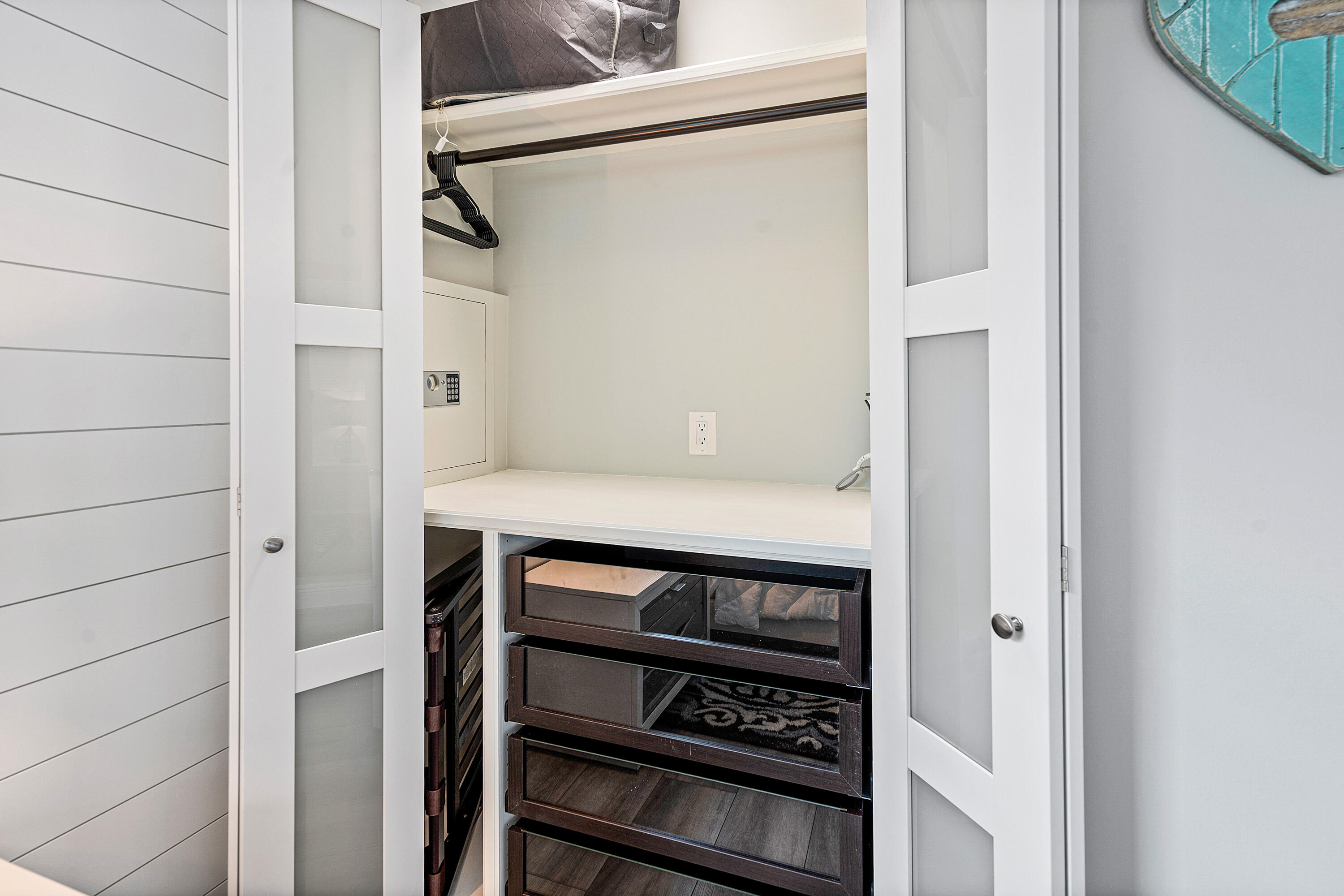 222 S S L Street Street