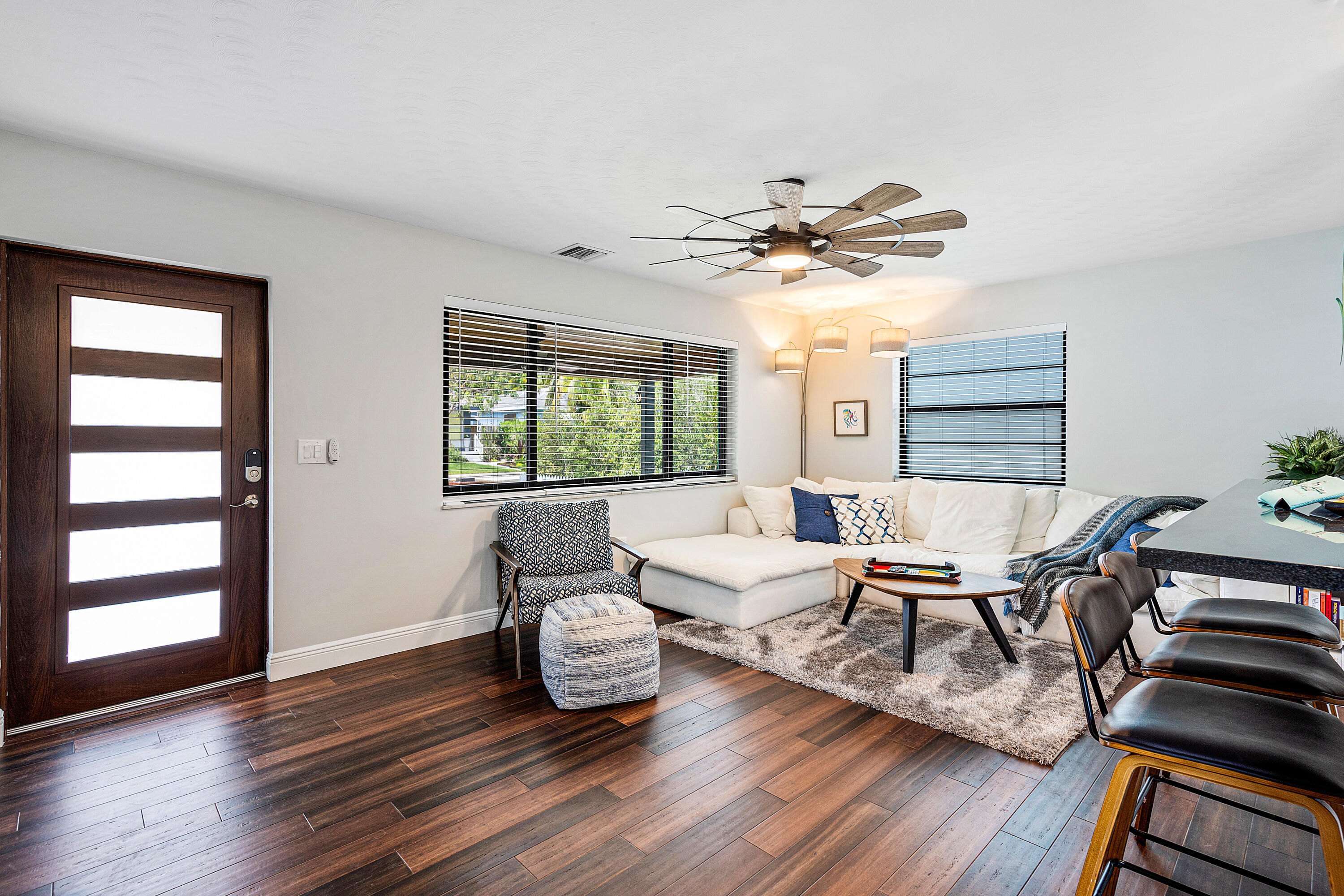 222 S S L Street Street