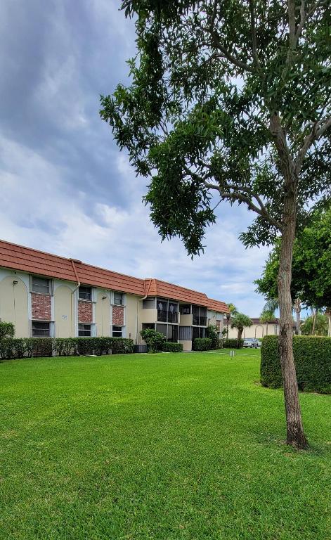 22795 SW 66th Avenue 105