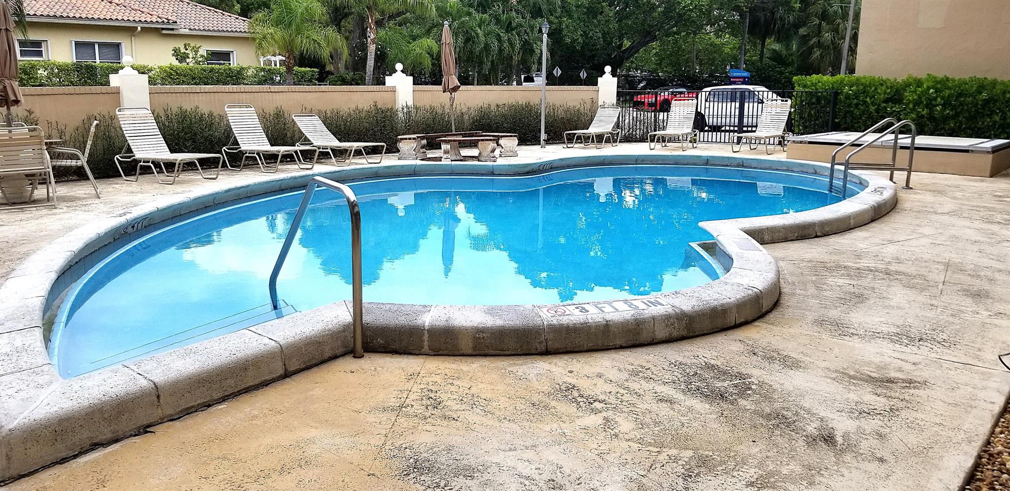 6200 NE 22nd Way 105