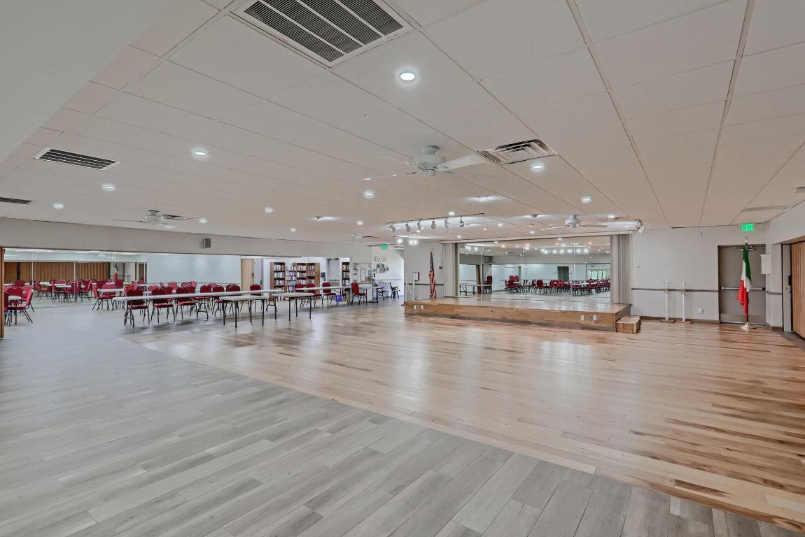 5370 Las Verdes Circle 209