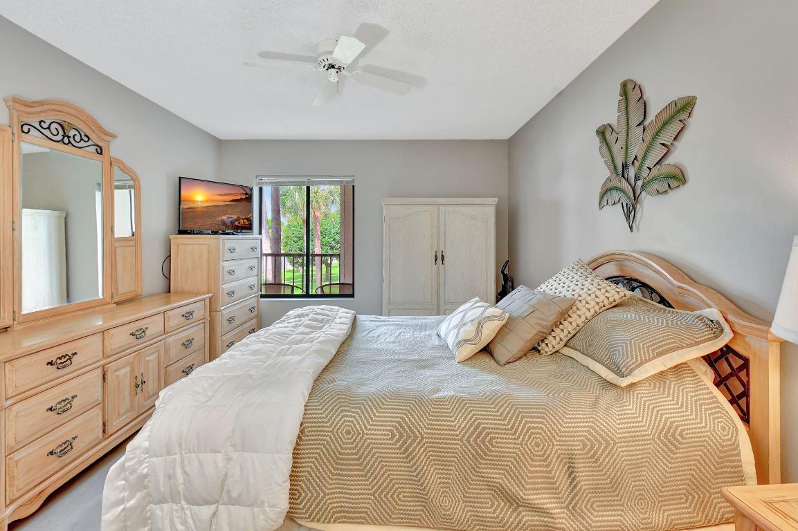 5370 Las Verdes Circle 209