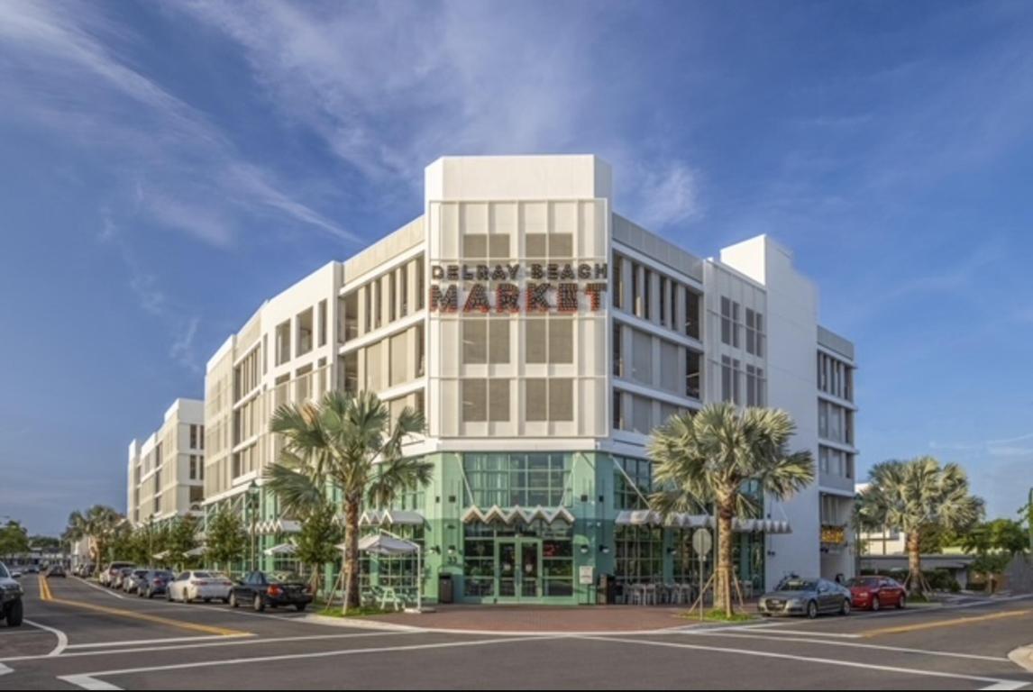 5370 Las Verdes Circle 209