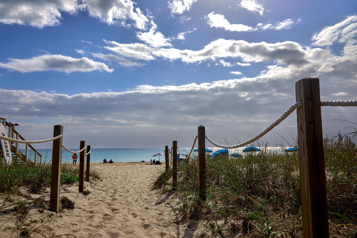 5370 Las Verdes Circle 209