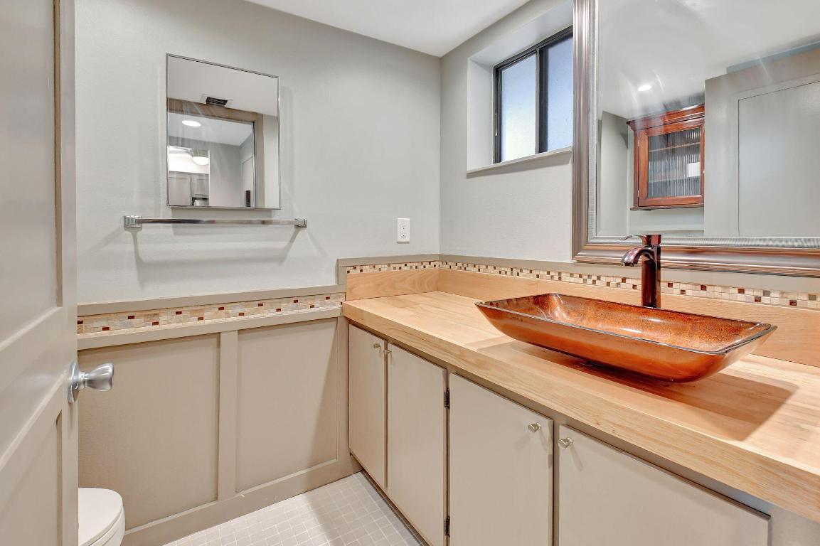 5370 Las Verdes Circle 209