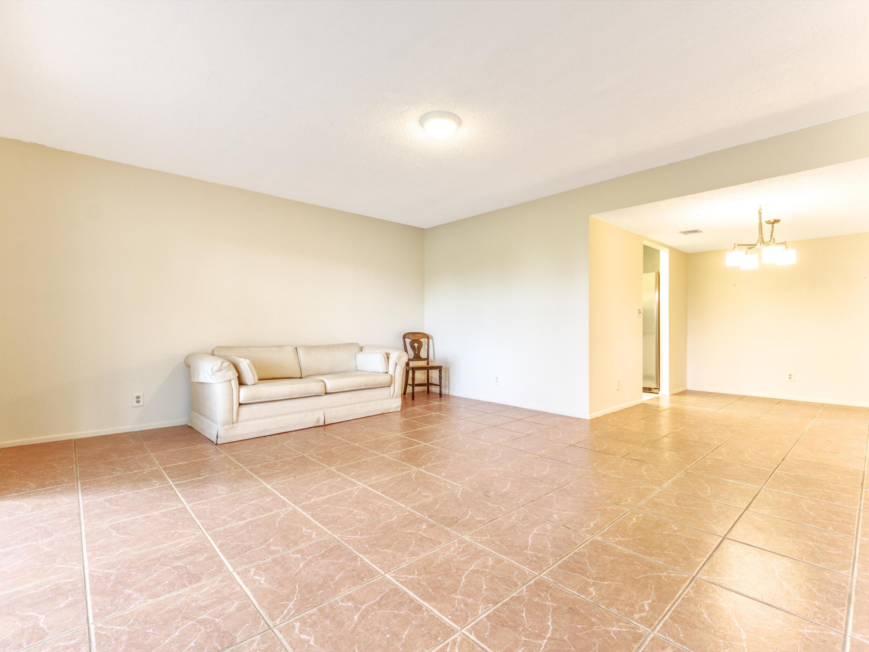 2580 Boundbrook Boulevard 101