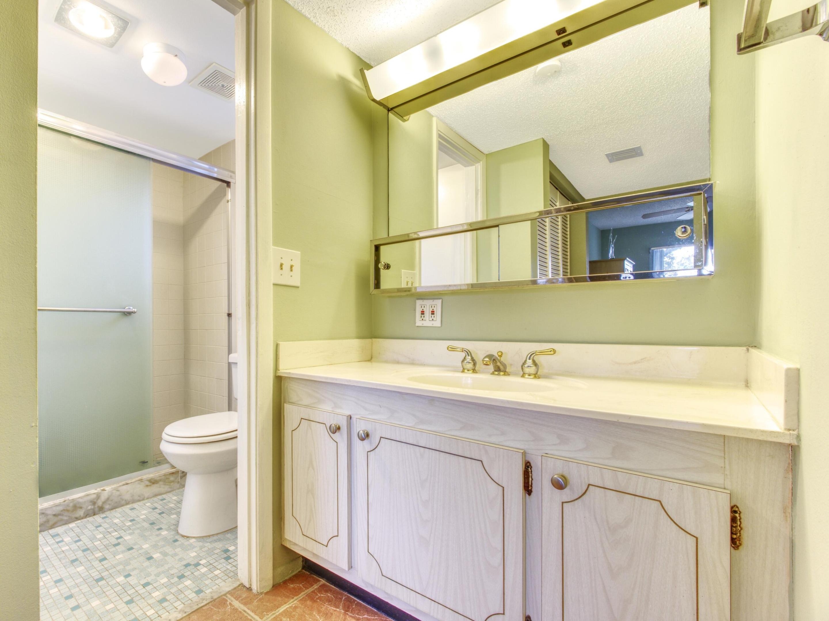 2580 Boundbrook Boulevard 101