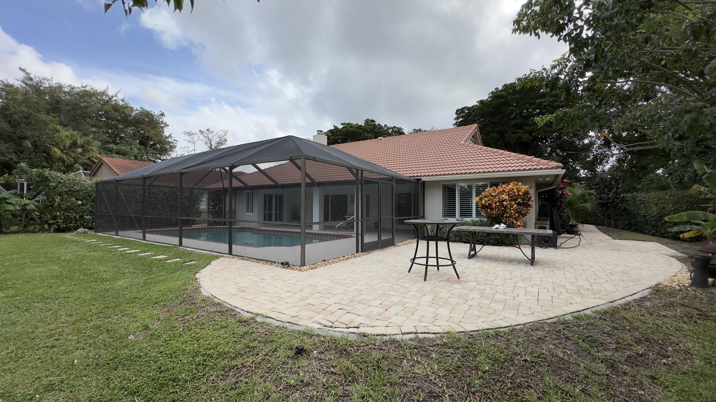 22758 Pinewood Court