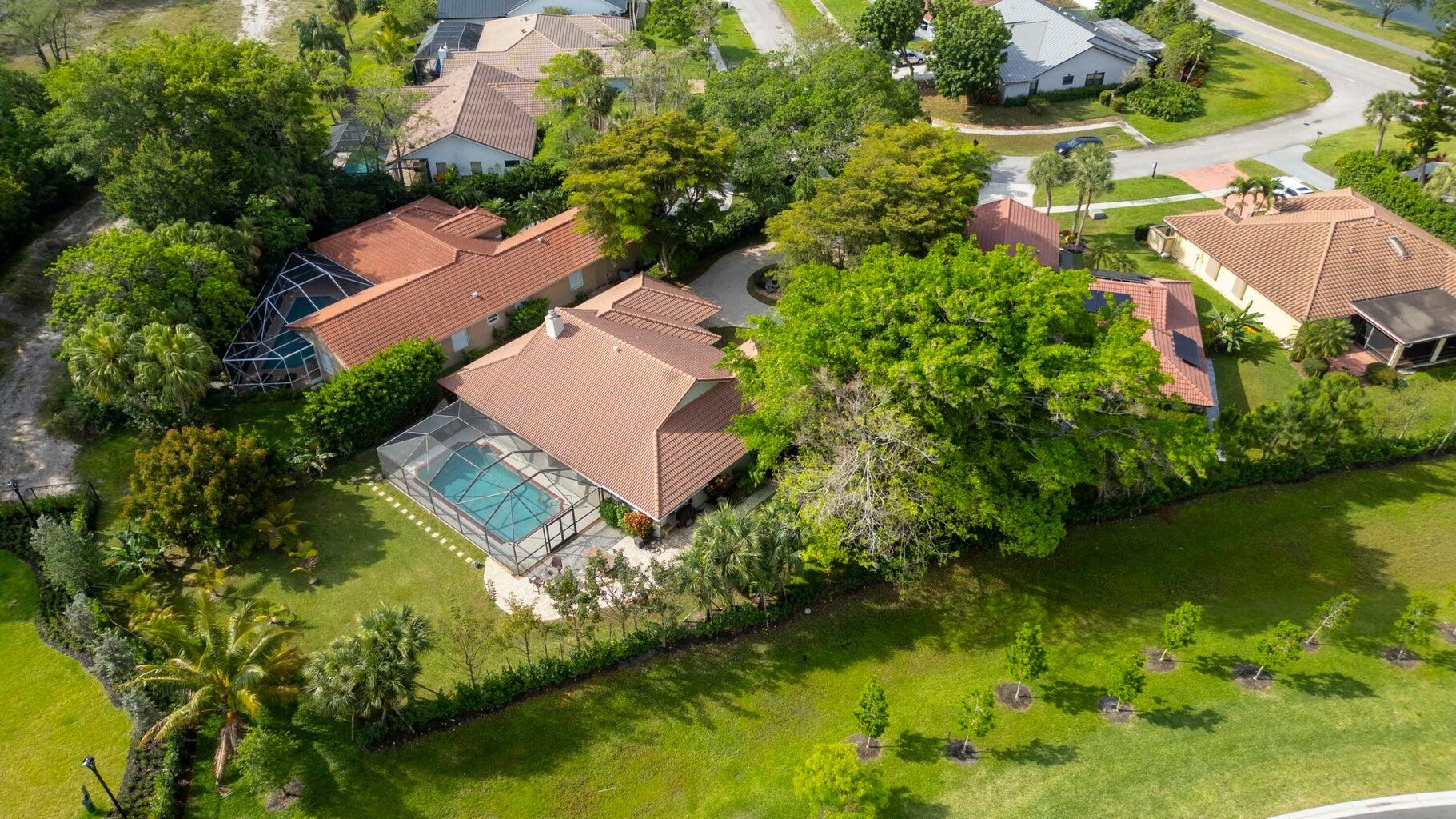 22758 Pinewood Court