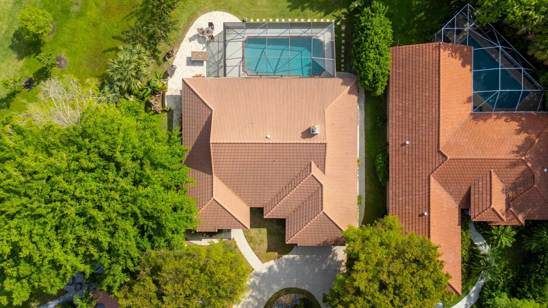 22758 Pinewood Court