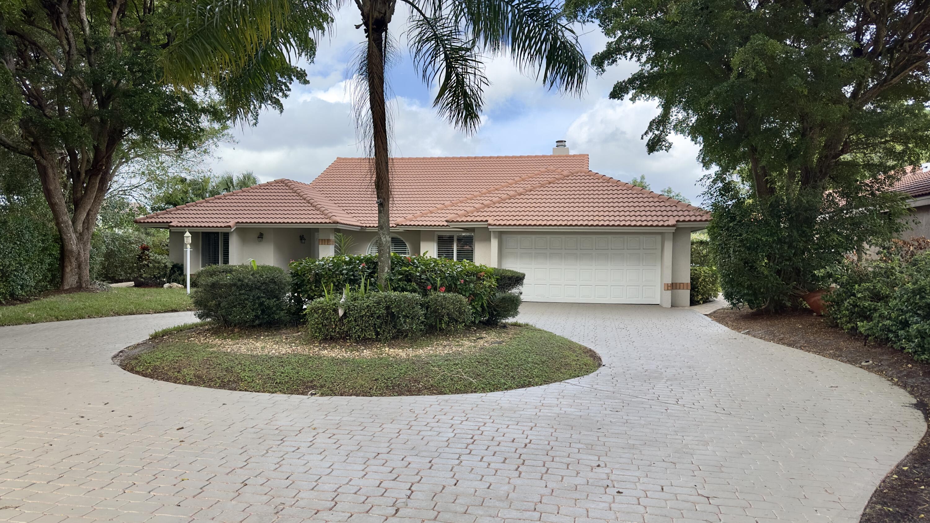 22758 Pinewood Court