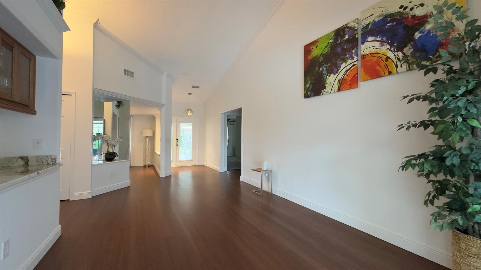 22758 Pinewood Court