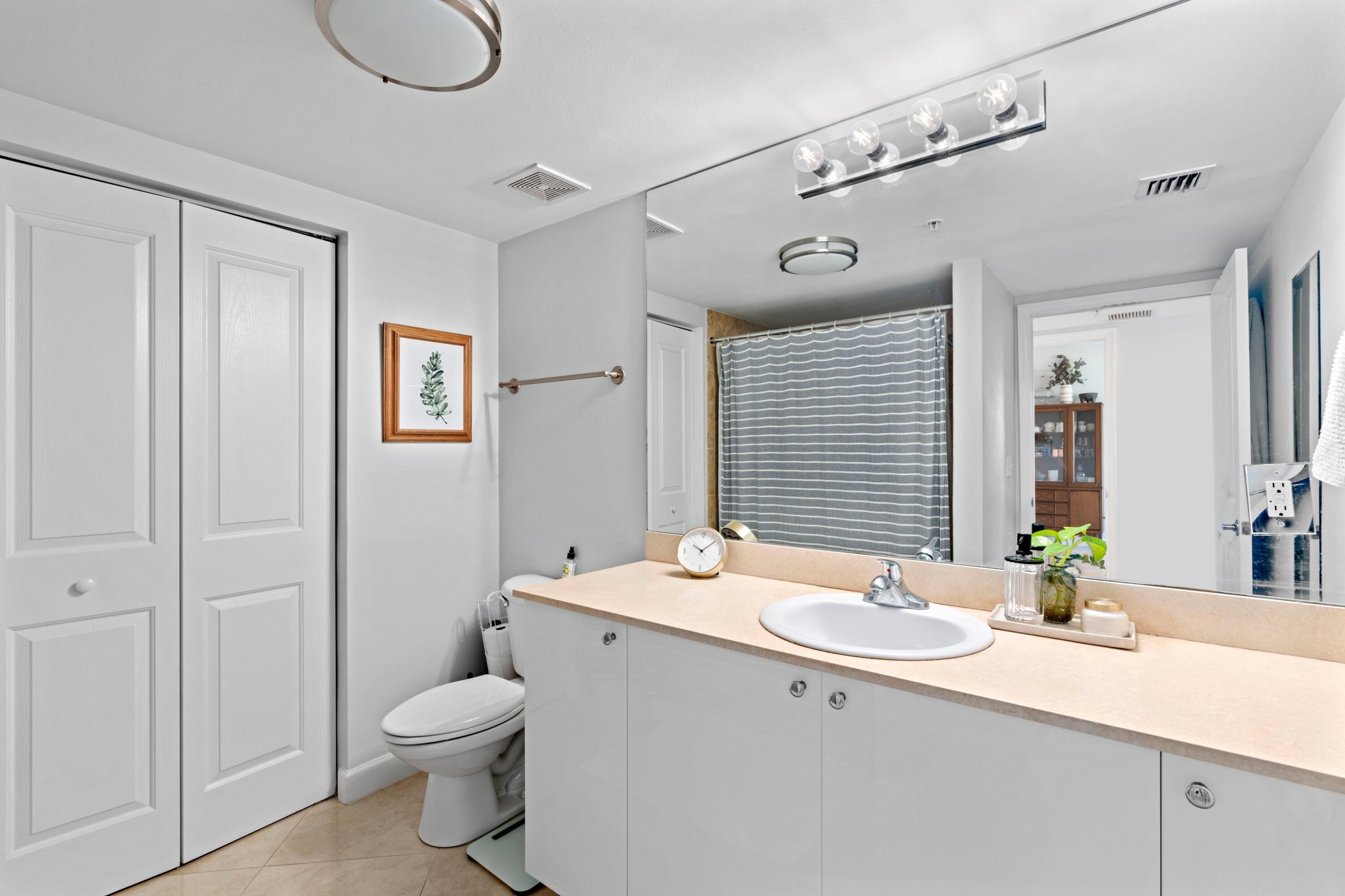 600 S Dixie Highway 619