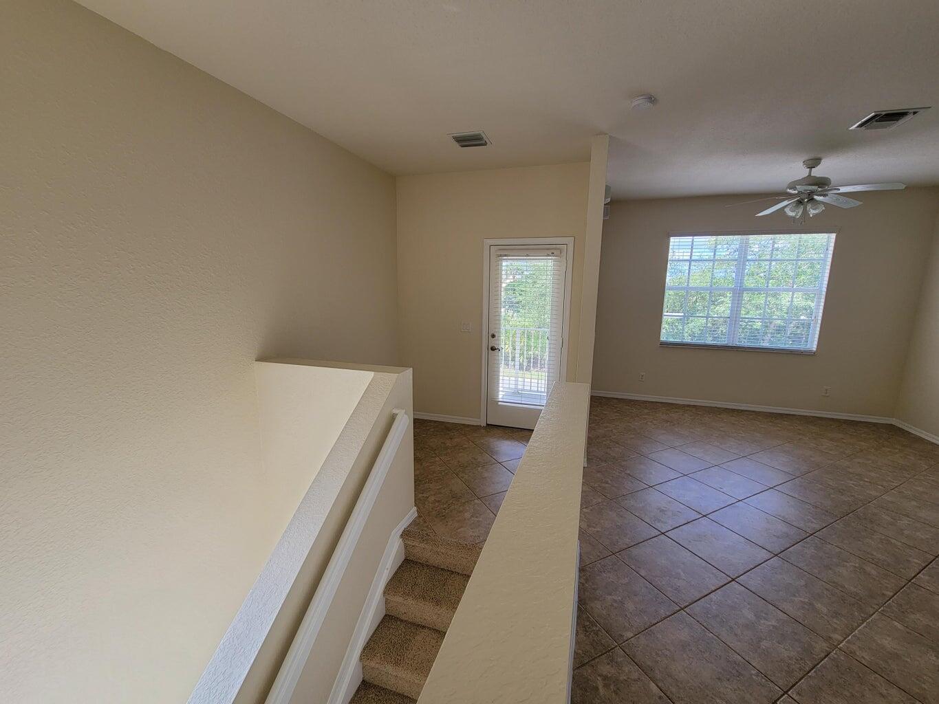 3031 SE Lexington Lakes Drive 203