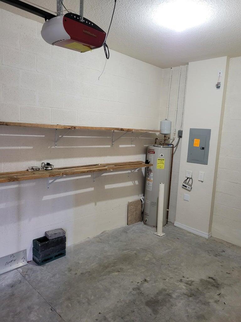 3031 SE Lexington Lakes Drive 203