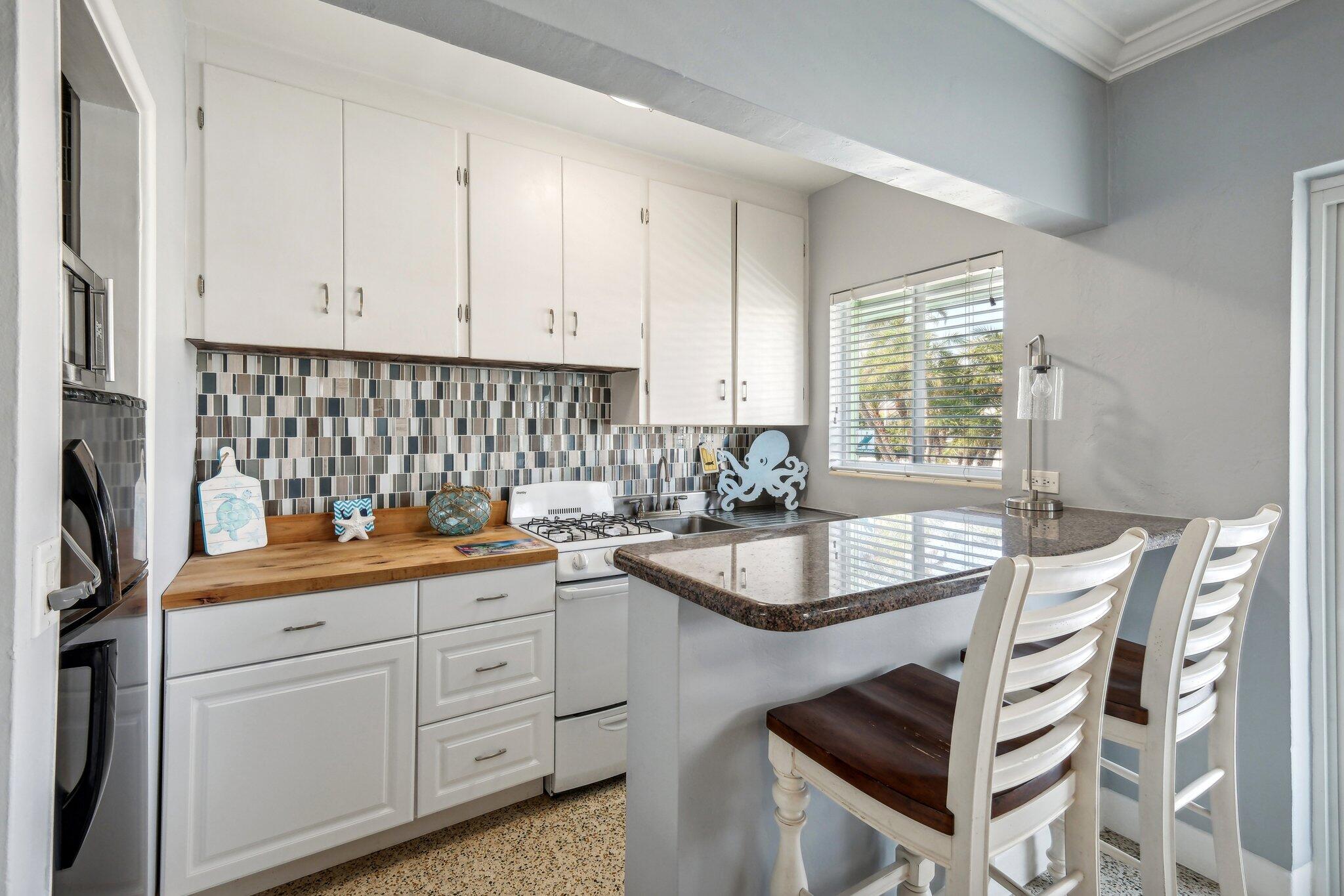 1006 Casuarina Road 11