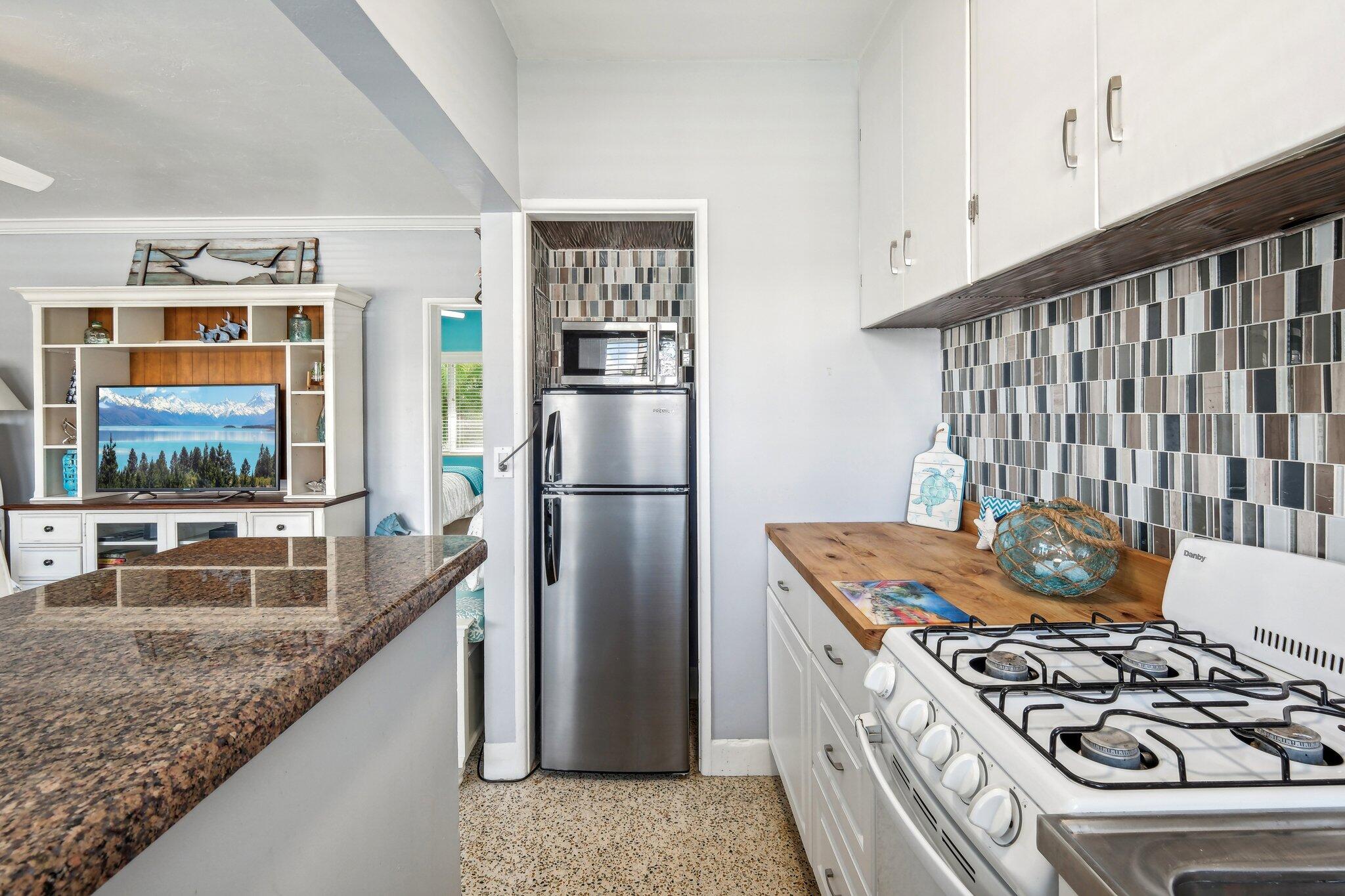 1006 Casuarina Road 11