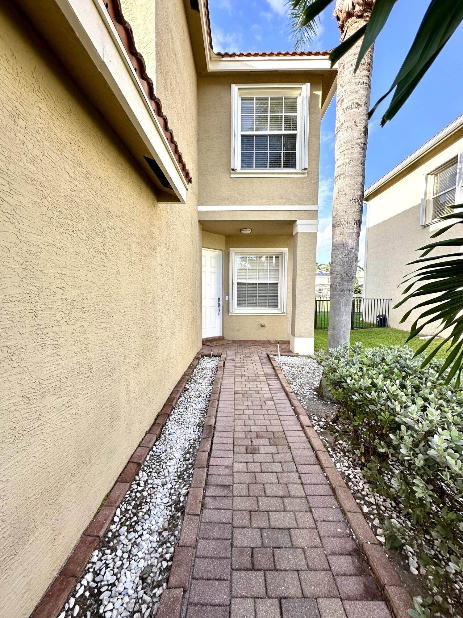 7913 Jewelwood Drive