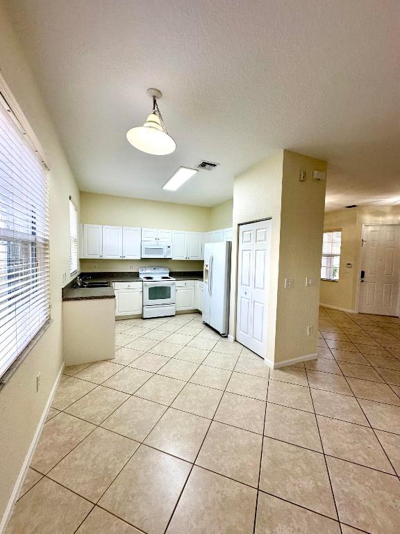 7913 Jewelwood Drive