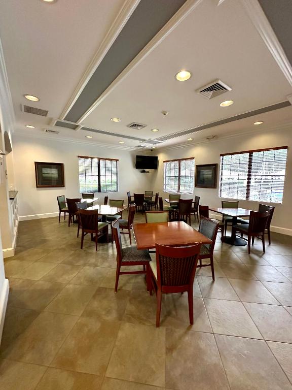 7913 Jewelwood Drive