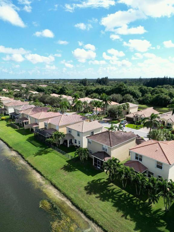 7913 Jewelwood Drive