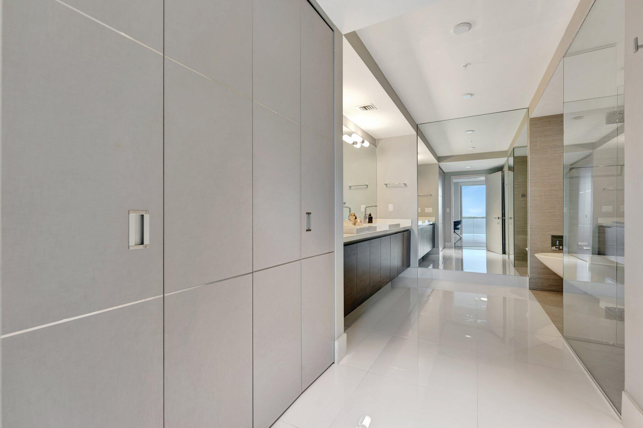 300 Sunny Isles Boulevard Boulevard 4-2205, Sunny Isles Beach Unit: 4-2205