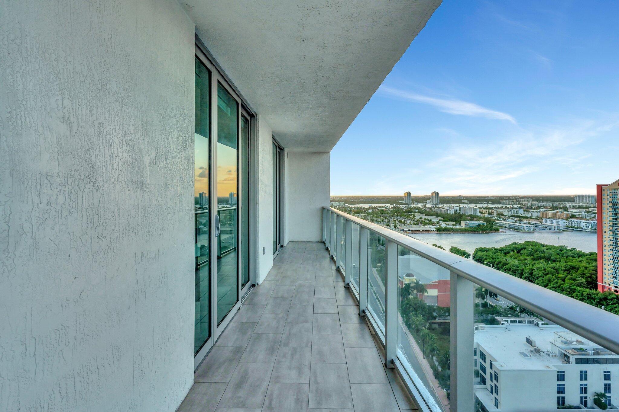 300 Sunny Isles Boulevard Boulevard 4-2205, Sunny Isles Beach Unit: 4-2205