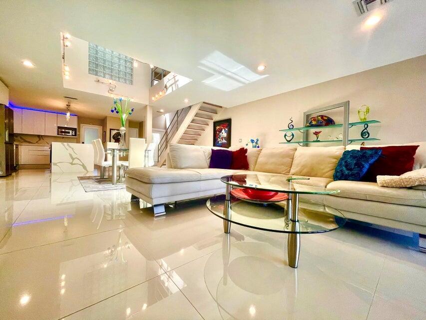 1127 Boca Cove Lane 3