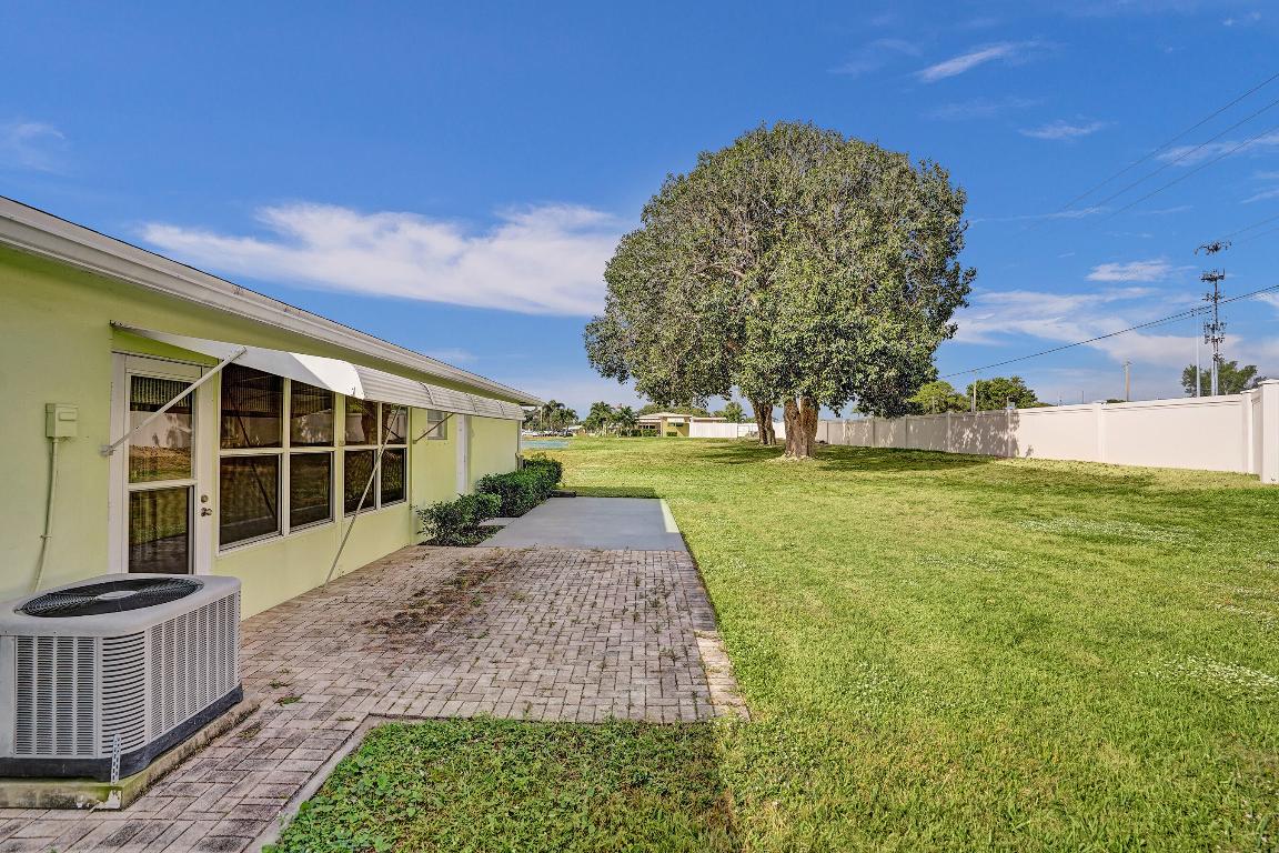 295 Main Boulevard B