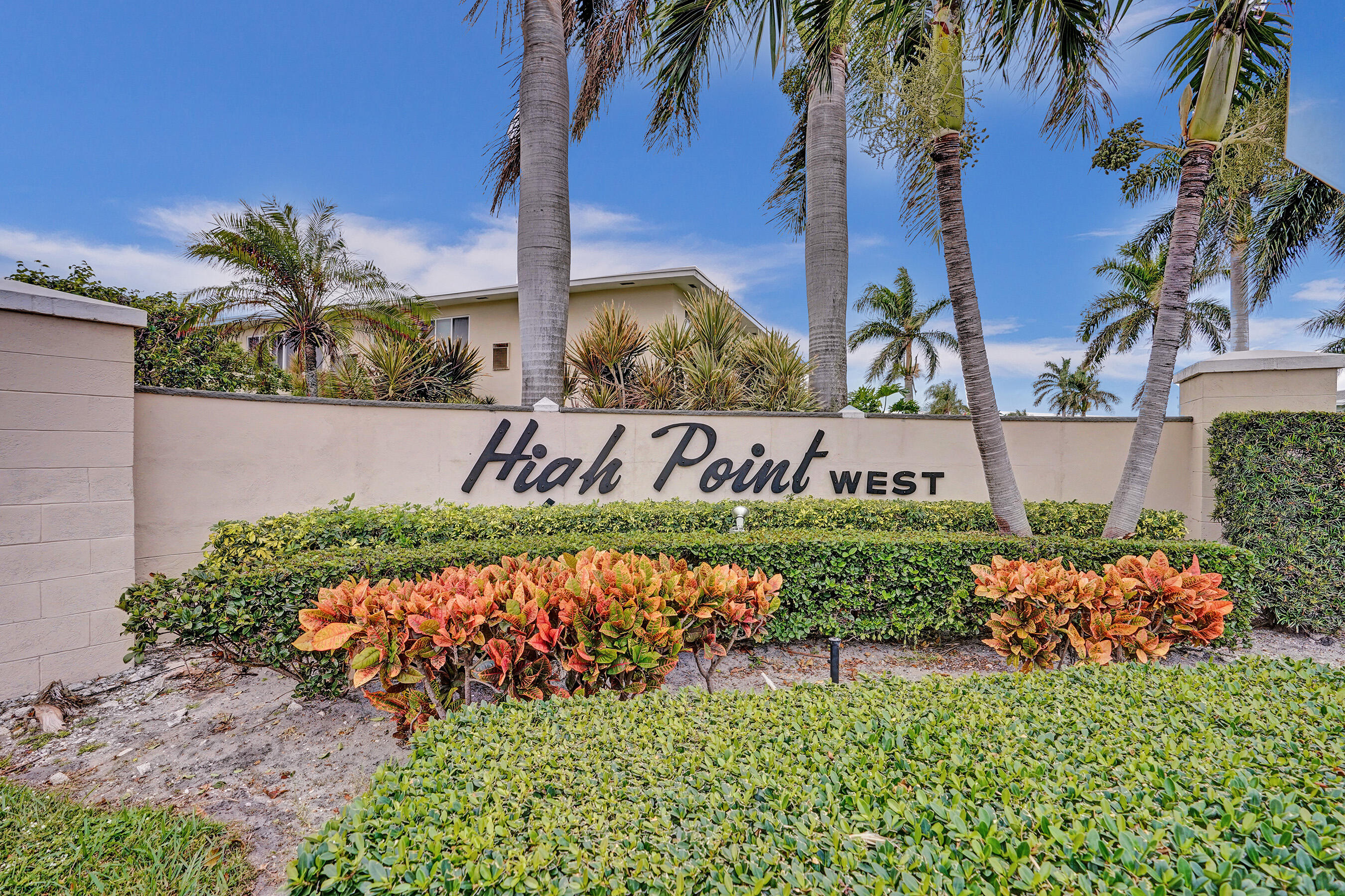 295 Main Boulevard B